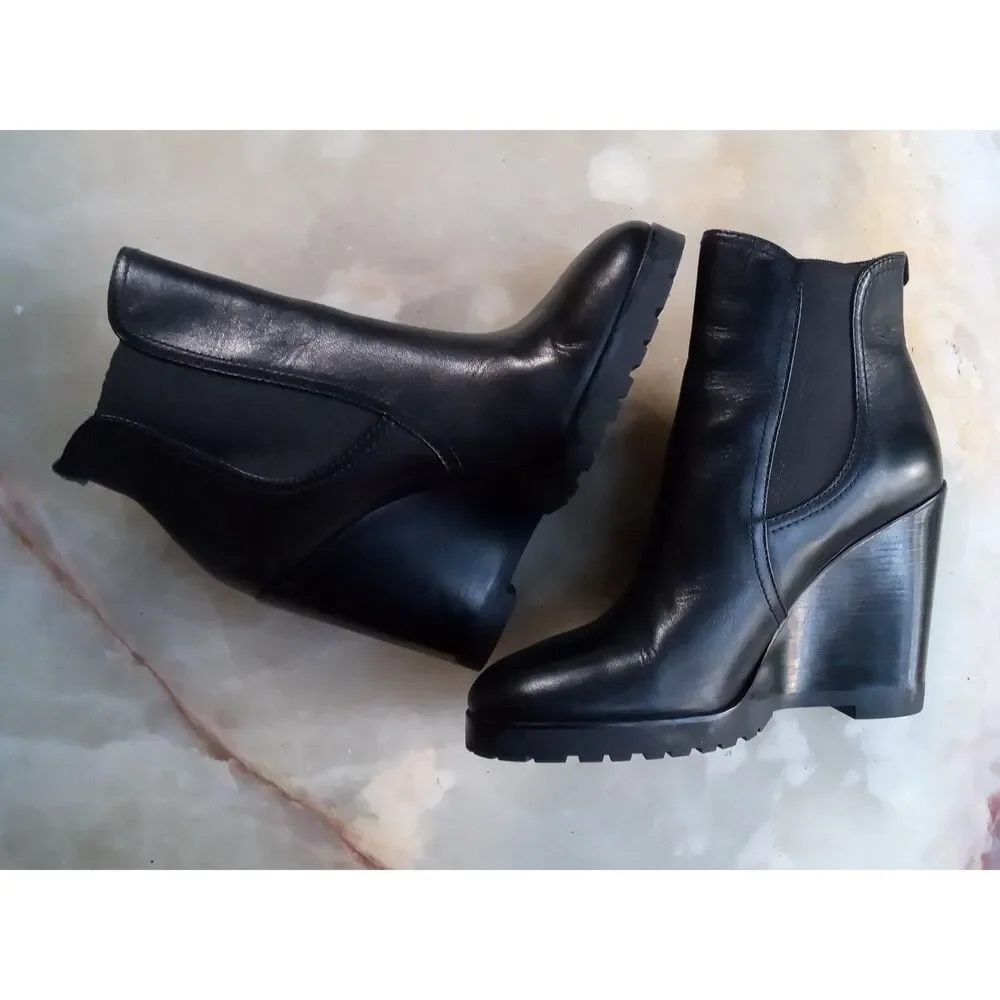 Michael Kors Thea Wedge Boot Women's sz. 8.5